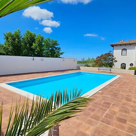 Vakantiehuis Bellavista Tar-Vabriga
